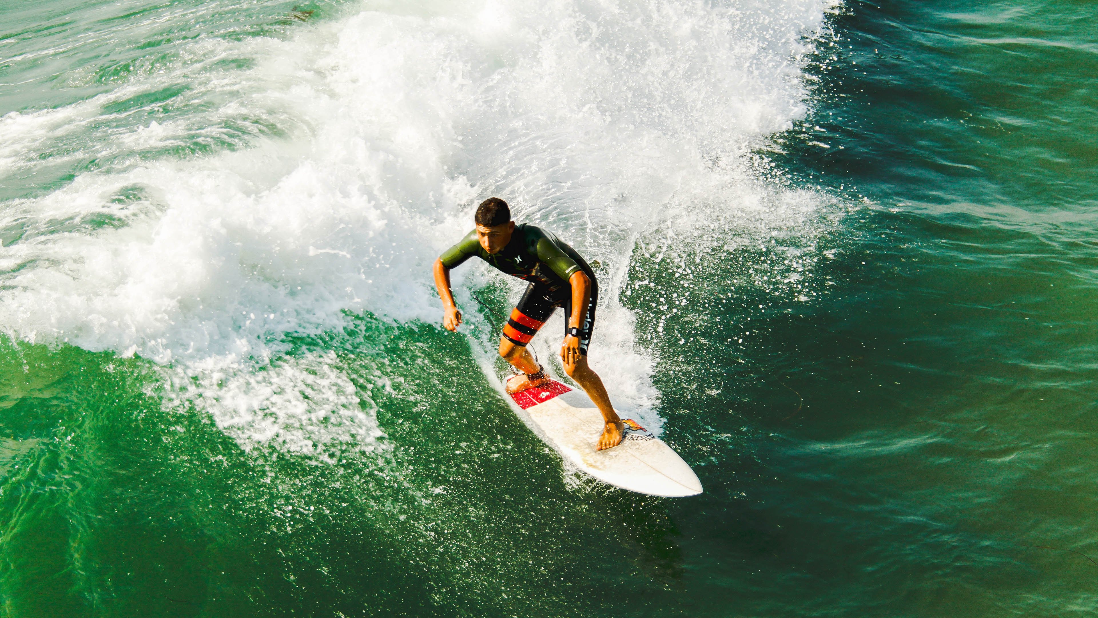 磨坊节运动会：传统趣味运动再现